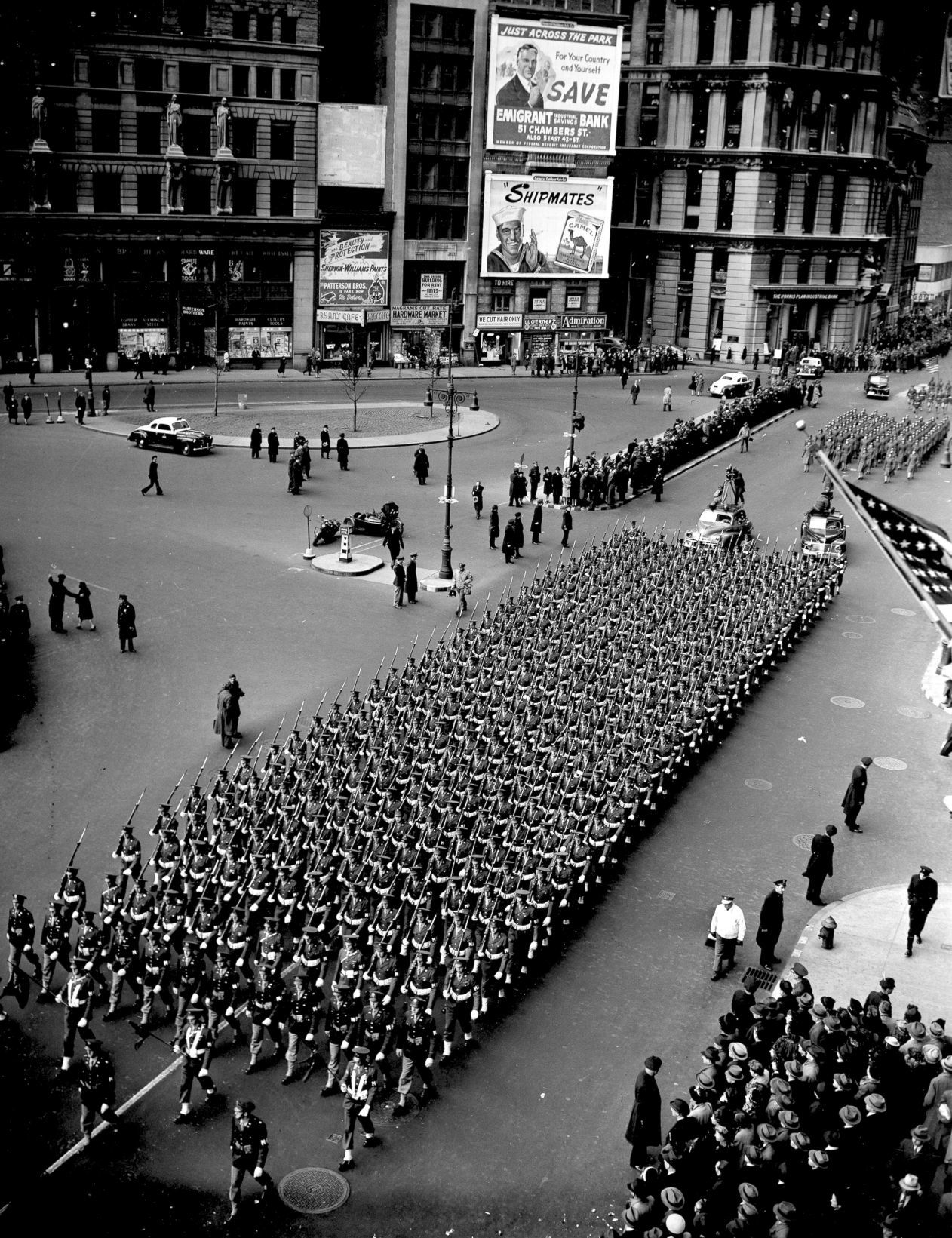 WWII BONDS PARADE NYC